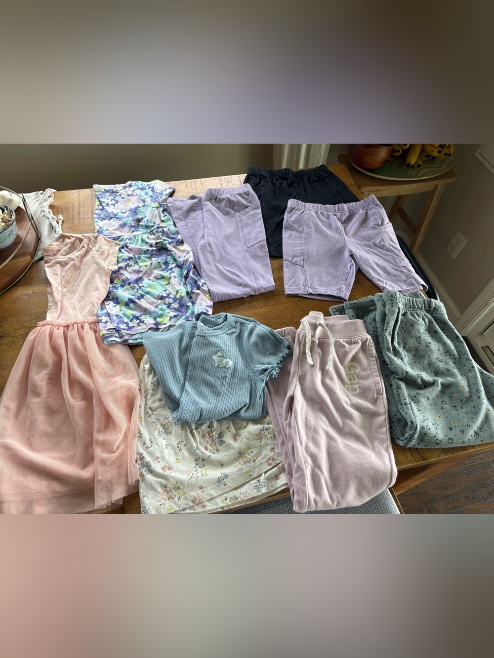 Girls lot of gently used clothes sizes 8 to 10/12